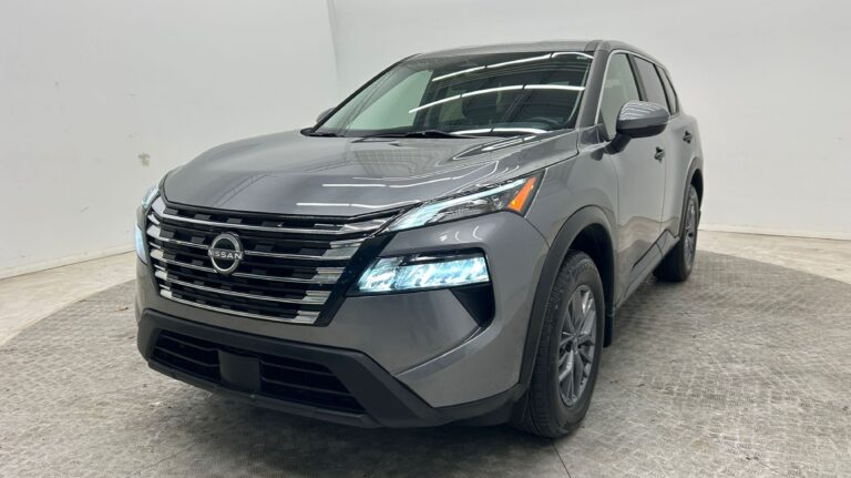 Nissan Rogue S 2025